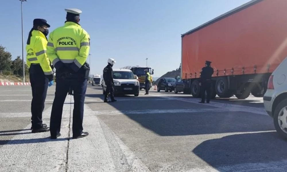 Κορονοϊός: Επιφυλακτικοί οι επιστήμονες για την άρση των μέτρων στην Ελλάδα